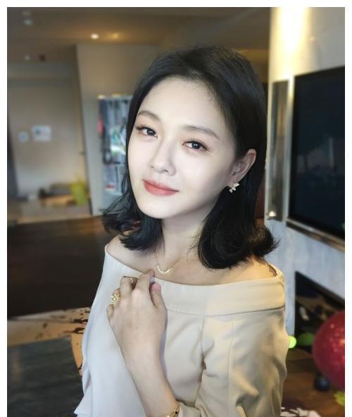 娱乐圈吃瓜小妹妹小说免费阅读,吃瓜小妹妹的甜蜜复仇之旅